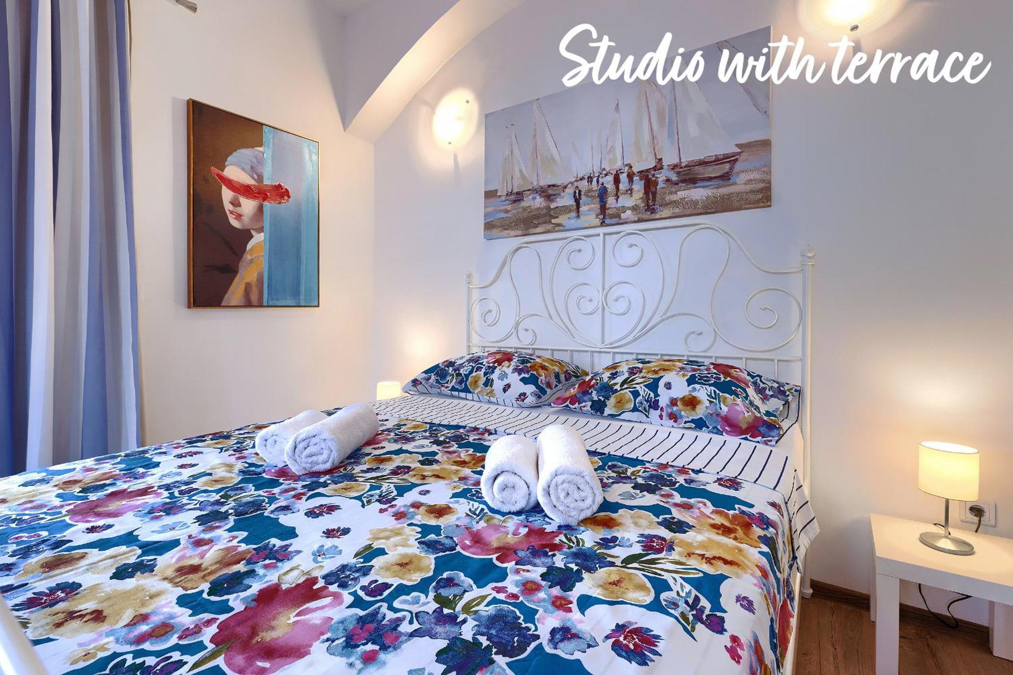 Studios Notte Sul Porto Rovinj Zewnętrze zdjęcie